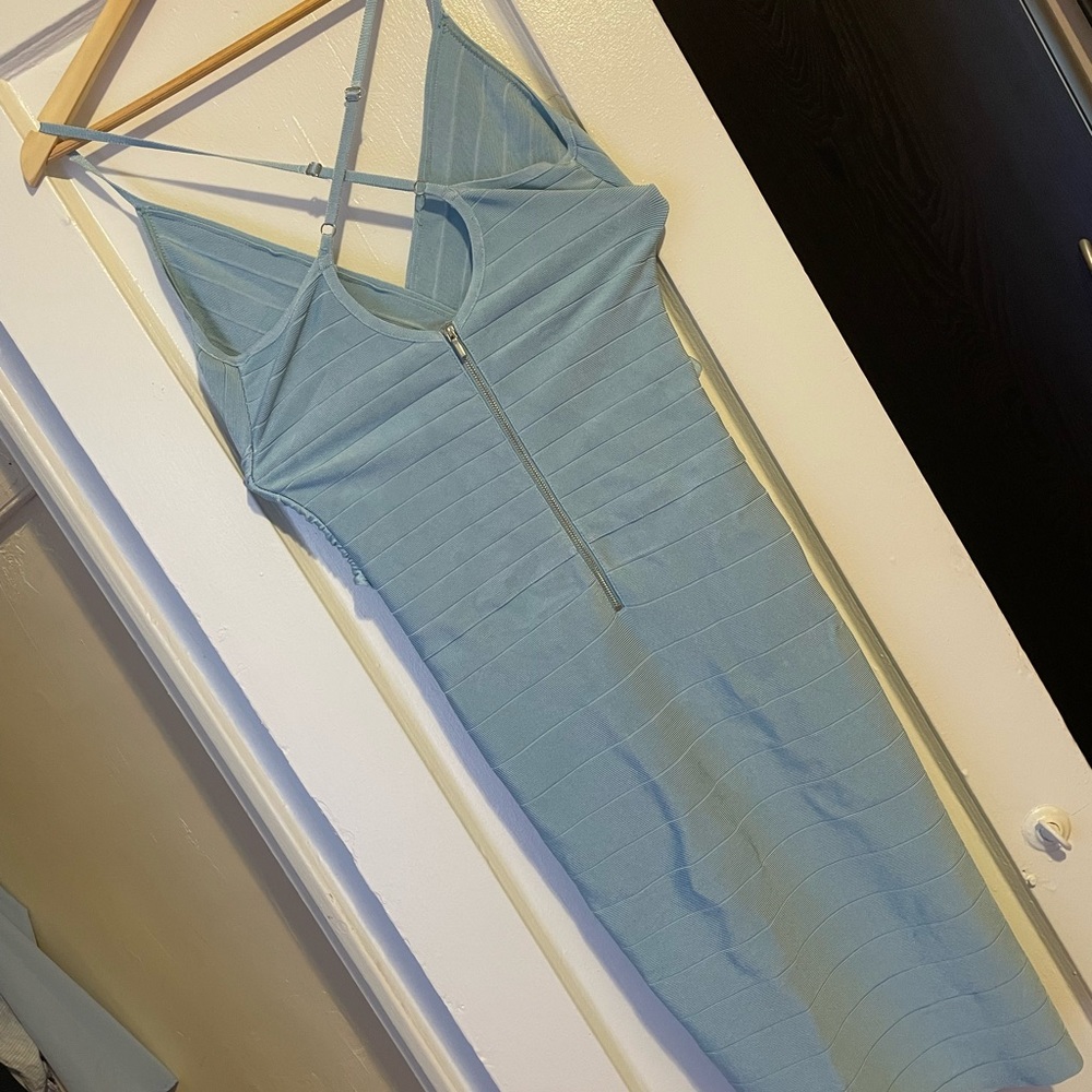 Dress - Picture 3 of 3